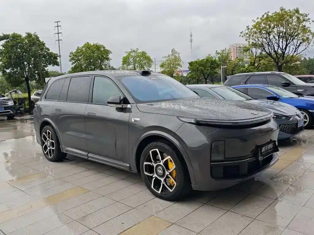 Li Auto L9 2022 Max — миниатюра 2