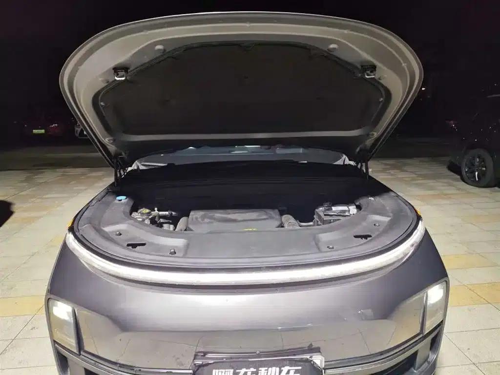 Li Auto L9 2022 Max — миниатюра 11
