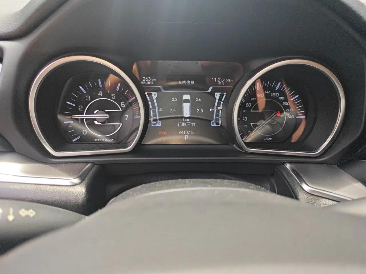 Jeep Grand Commander 2020 2.0T Four-Wheel Drive Elite Enhanced Edition — миниатюра 11
