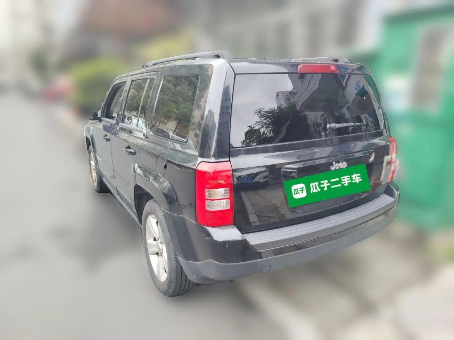 Jeep Patriot 2014 2.0L Sport Enhanced Edition — миниатюра 4