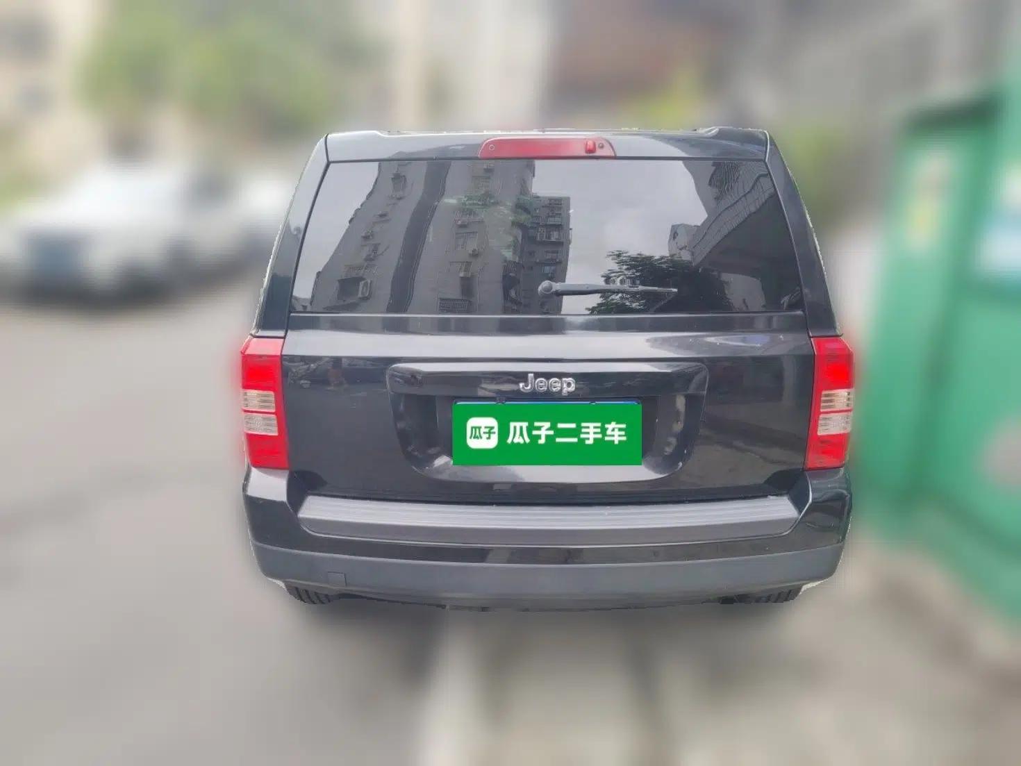 Jeep Patriot 2014 2.0L Sport Enhanced Edition — миниатюра 5