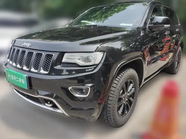 Jeep Grand Cherokee 2015 3.6L Luxury Navigation Edition