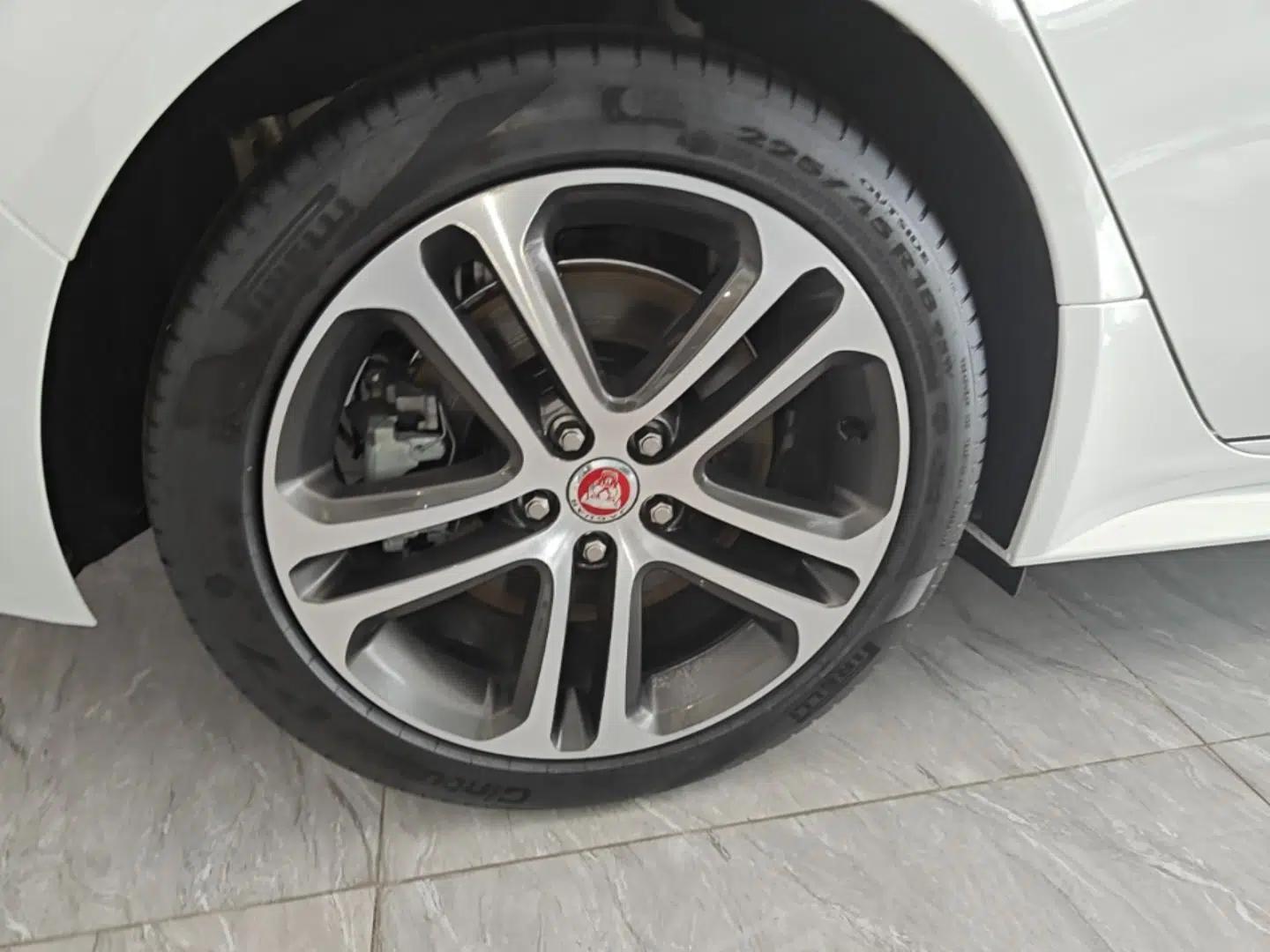 Jaguar XEL 2024 2.0T 250 PS R-DYNAMIC S Advanced Sport Edition — миниатюра 11