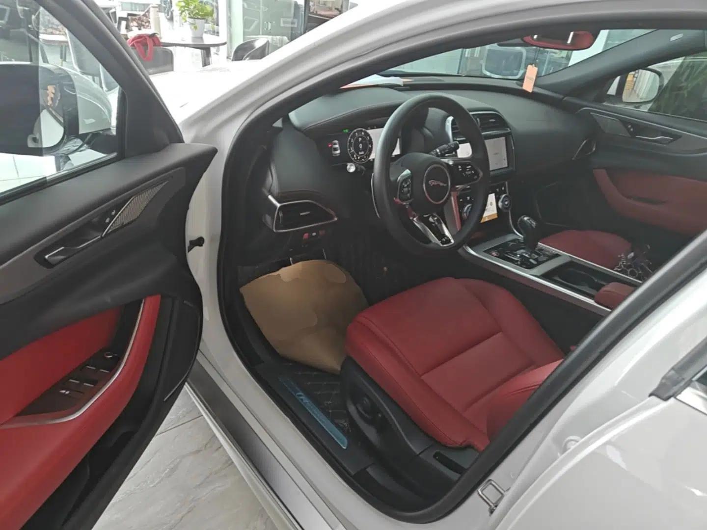 Jaguar XEL 2024 2.0T 250 PS R-DYNAMIC S Advanced Sport Edition — миниатюра 18