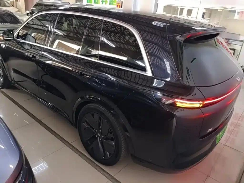 Li Auto L8 2025 Pro Smart Renewal Edition — миниатюра 5