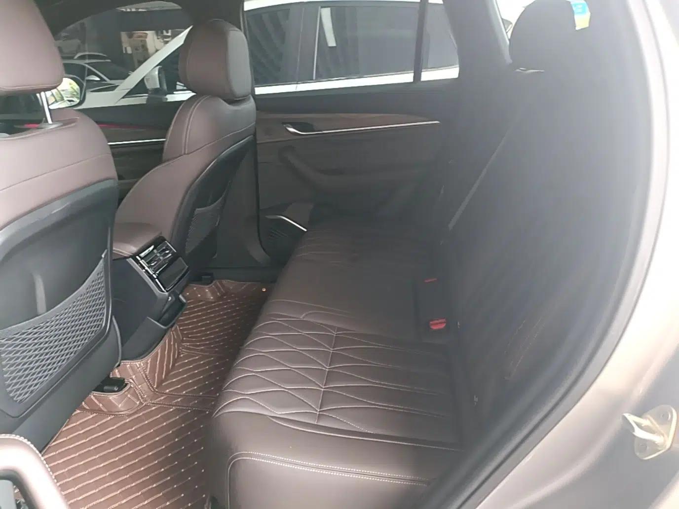 Geely Auto Monjaro L 2025 2.0TD Automatic Xingyun Version — миниатюра 26