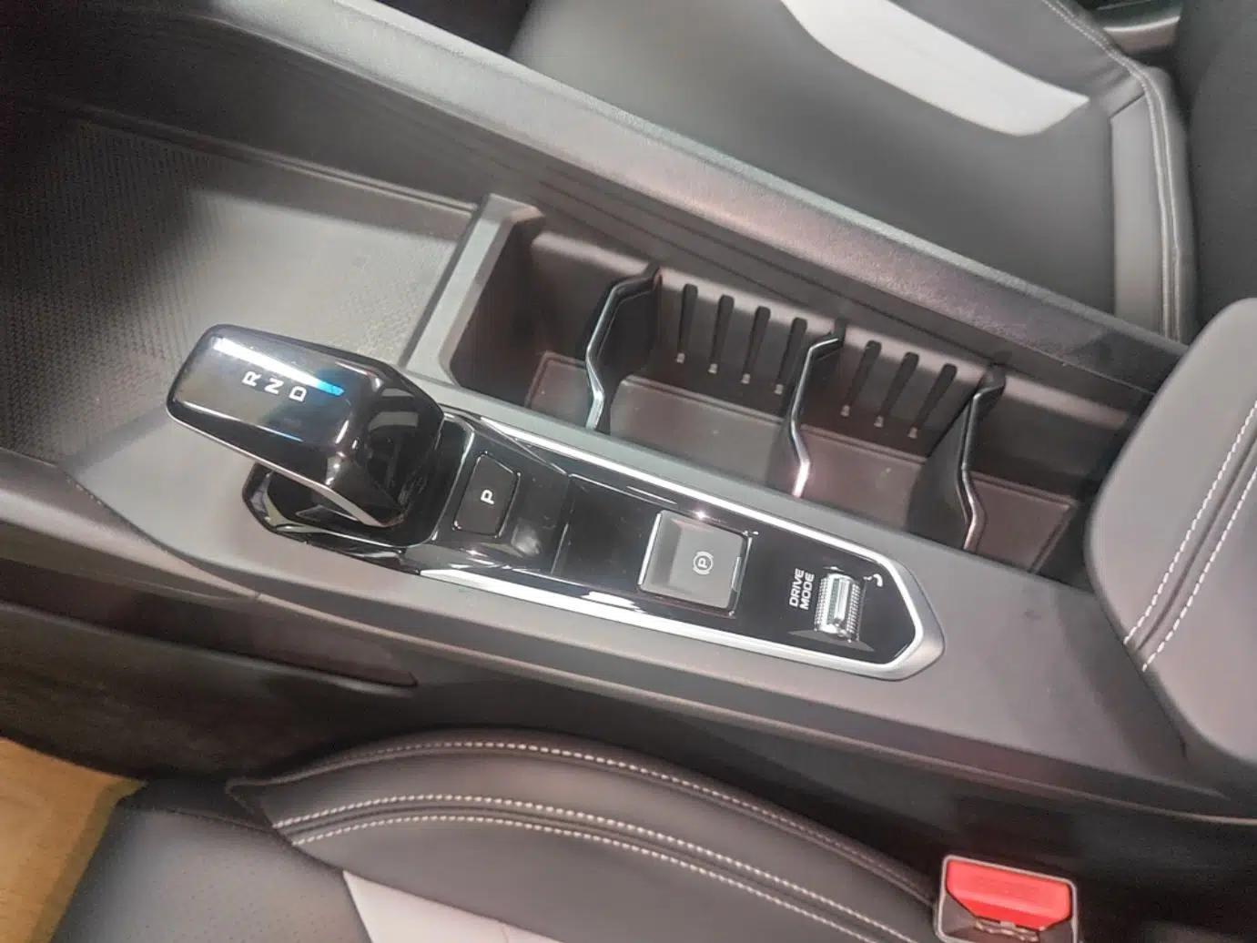 Geely Auto Binray 2024 Binrui COOL 1.5T DCT Champion Edition — миниатюра 21