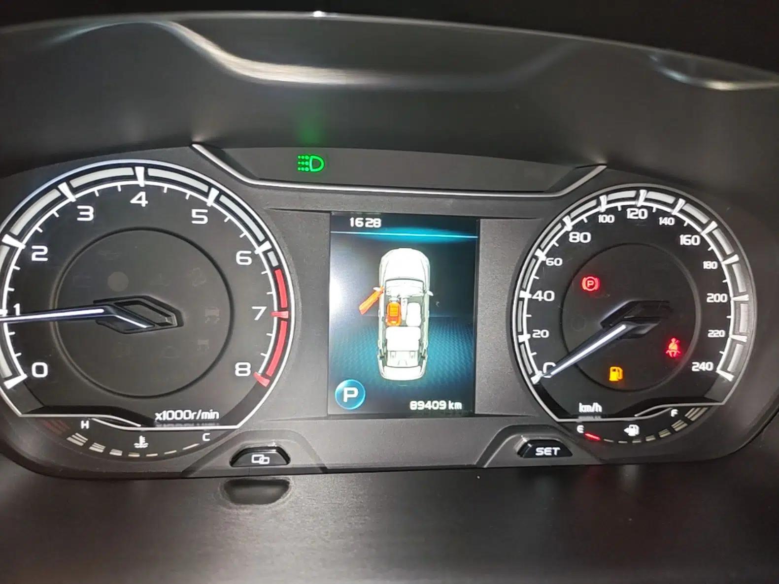 Geely Auto Binray 2021 1.4T CVT F-Sport Edition — миниатюра 14