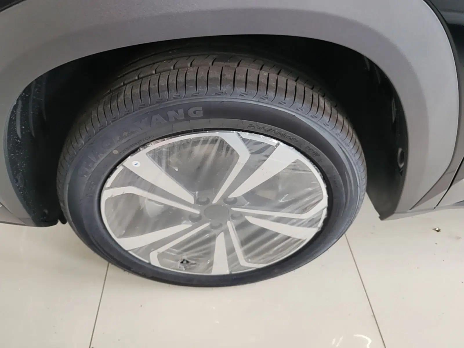 Geely Auto FX11 2025 4th Generation 1.5TD DCT - Shanhe — миниатюра 10