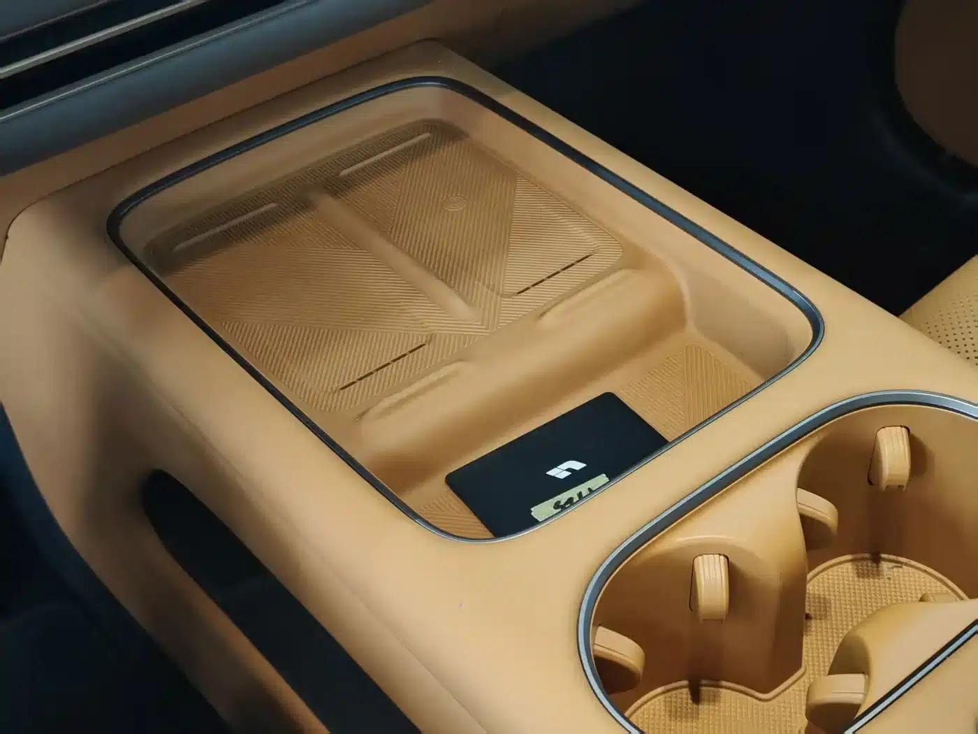 Li Auto i6 2025 Two-Wheel Drive Standard Edition — миниатюра 13
