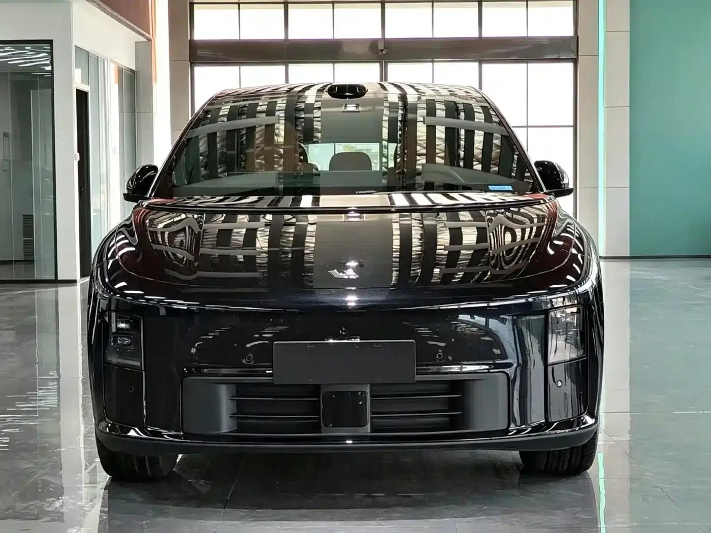 Li Auto i6 2025 Two-Wheel Drive Standard Edition — миниатюра 5