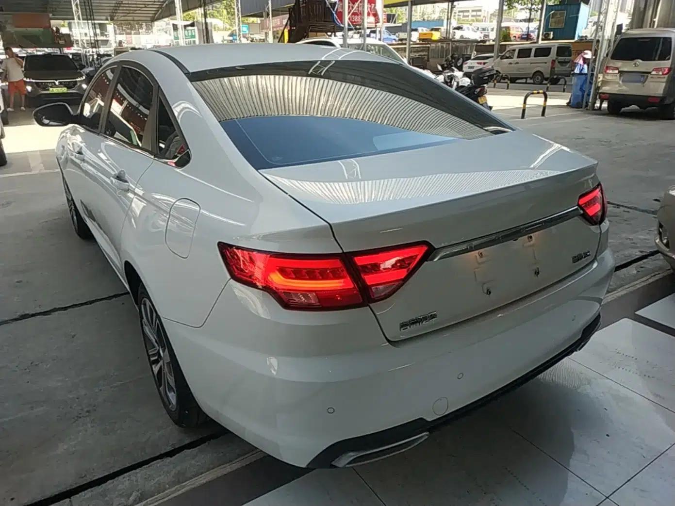 Geely Auto Emgrand GL 2019 1.4T CVT Prestige Smart Edition — миниатюра 4