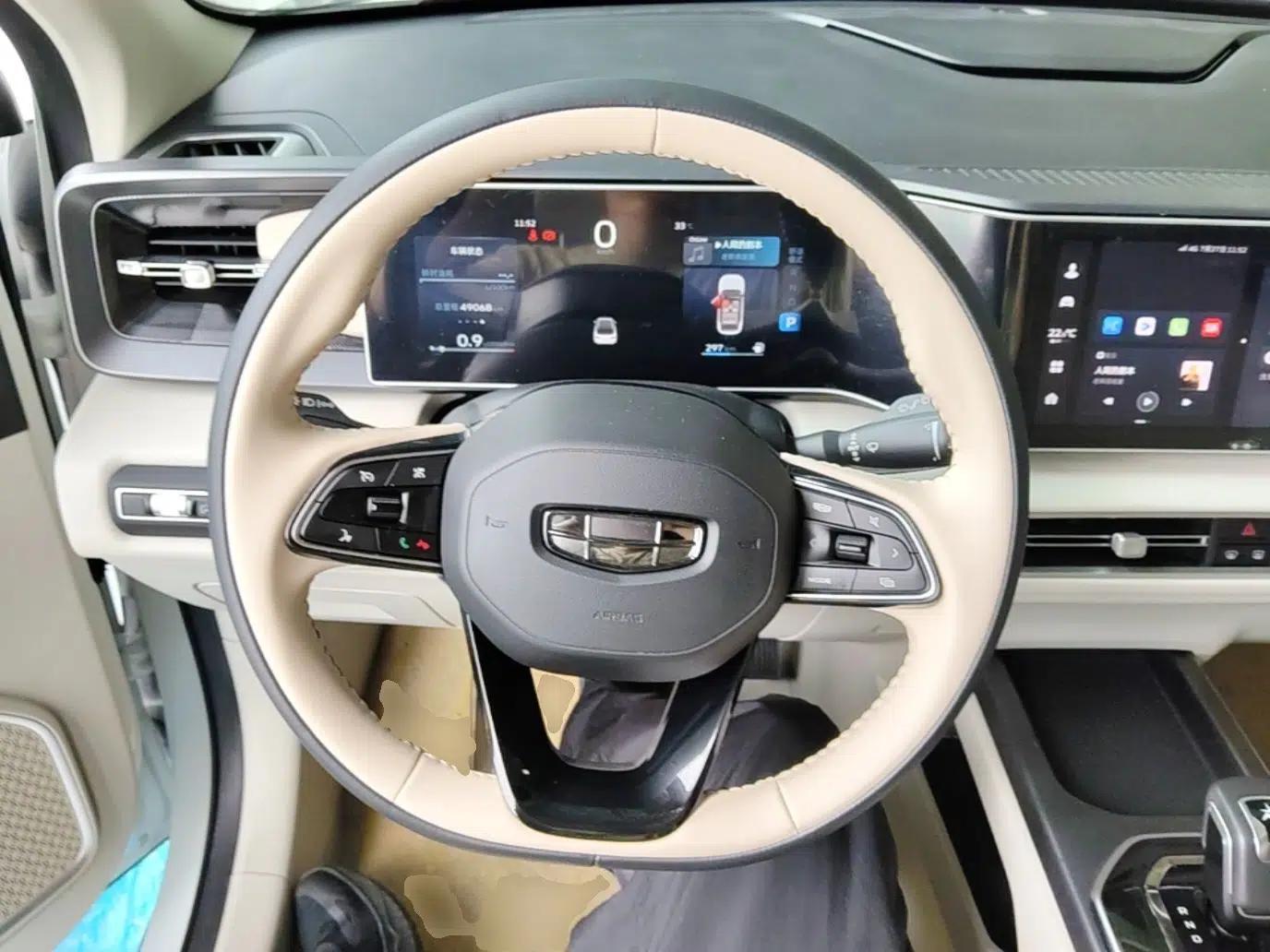 Geely Auto icon 2023 1.5TD Chocolate Smoothie Edition — миниатюра 13