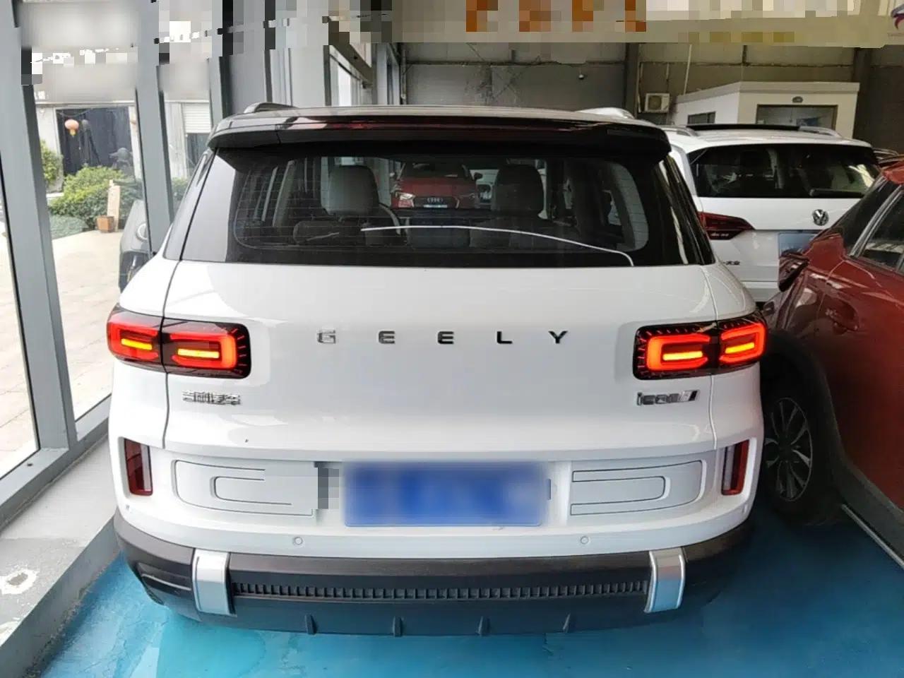 Geely Auto icon 2023 1.5TD Chocolate Smoothie Edition — миниатюра 5