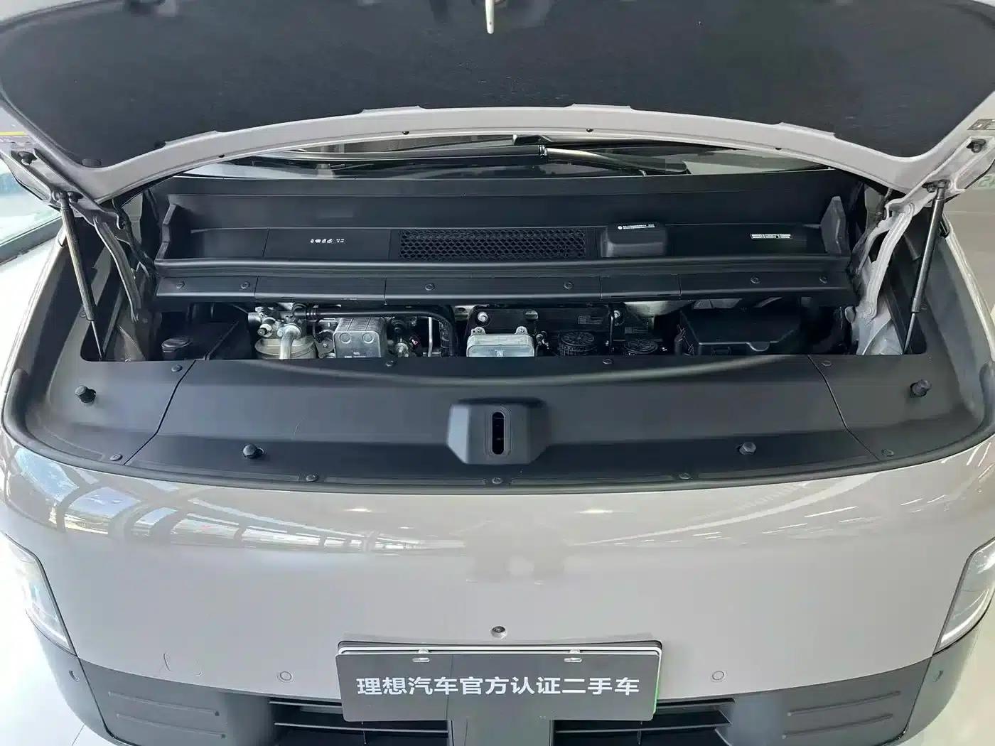 Li Auto MEGA 2025 Home Edition — миниатюра 5