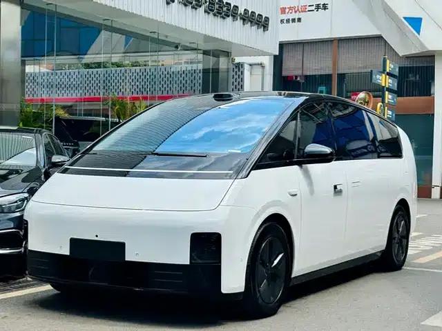 Li Auto MEGA 2025 Home Edition
