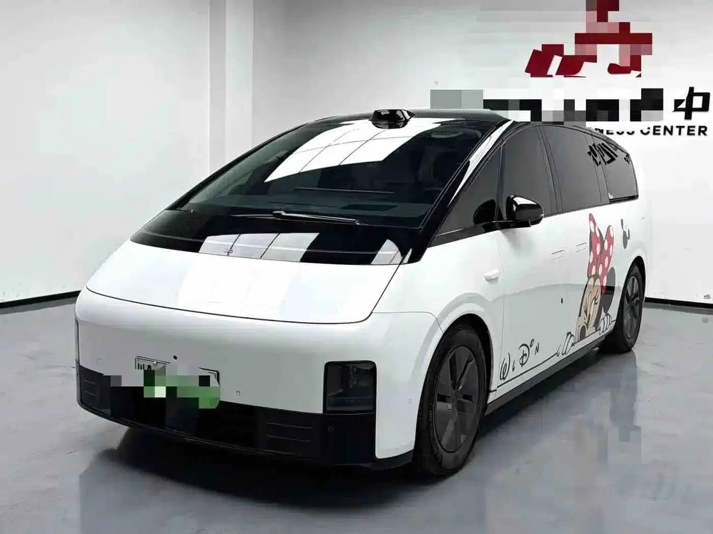 Li Auto MEGA 2024 Ultra — миниатюра 1