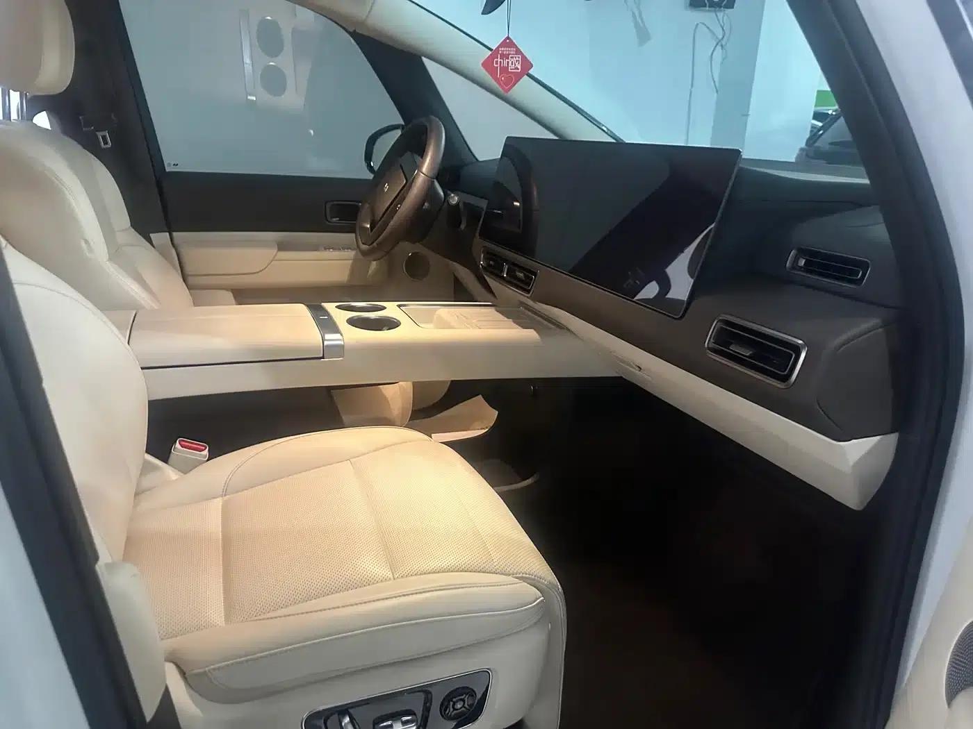 Li Auto MEGA 2024 Ultra — миниатюра 7