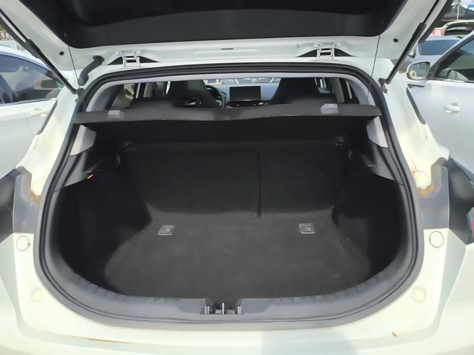 Geely Auto Emgrand S 2021 1.4T CVT Prestige Edition — миниатюра 27