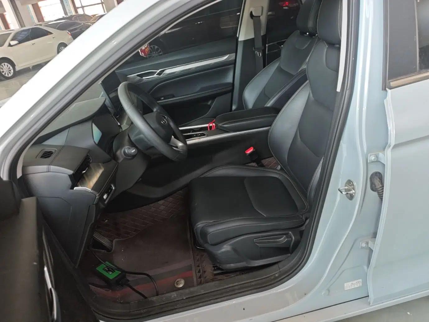 Geely Auto Emgrand L HiP 2022 1.5TD-DHT Pro 100KM Super Clean — миниатюра 17
