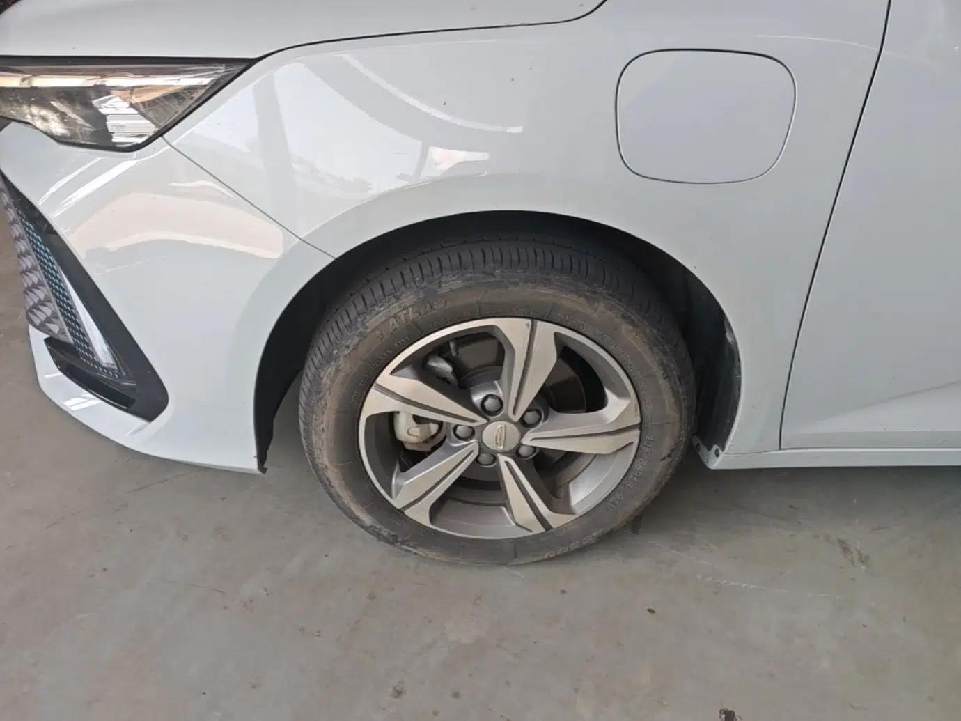 Geely Auto Emgrand L HiP 2022 1.5TD-DHT Pro 100KM Super Clean — миниатюра 10
