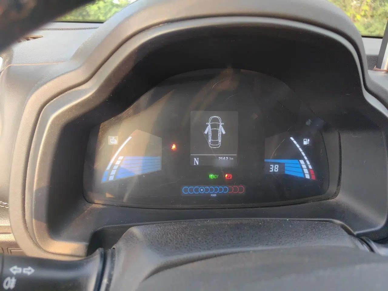 JAC Group iEV6E 2019 Upgraded Model iEV6E Luxury Smart Version — миниатюра 10