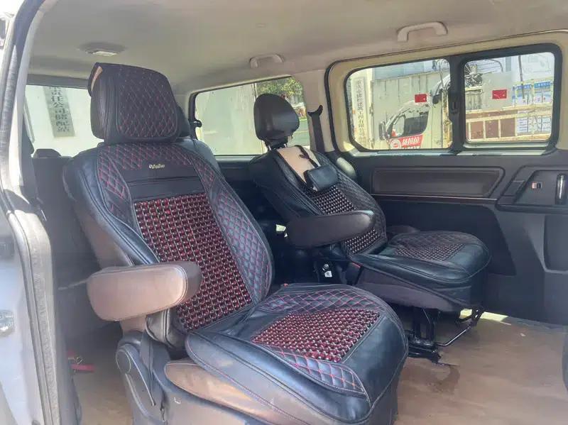 Lingzhi PLUS 2021 2.0L Manual Comfort 7-Seater — миниатюра 9
