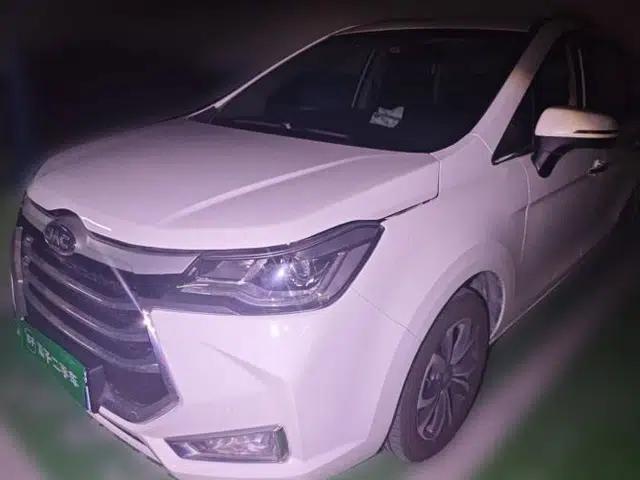 JAC Group Refine R3 2018 1.6L Manual Luxury Sunroof Model