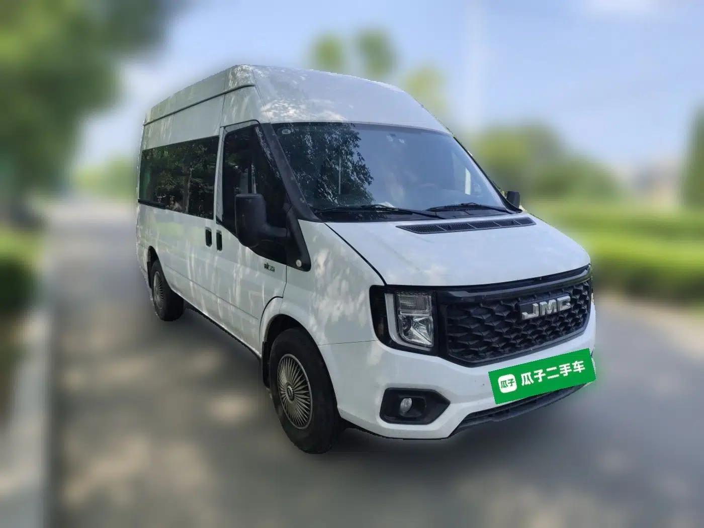 JMC Fushun 2023 2.0T Automatic Mid-Range High-Roof Commercial Multi-Purpose 7-Seater Passenger Vehicle — миниатюра 3