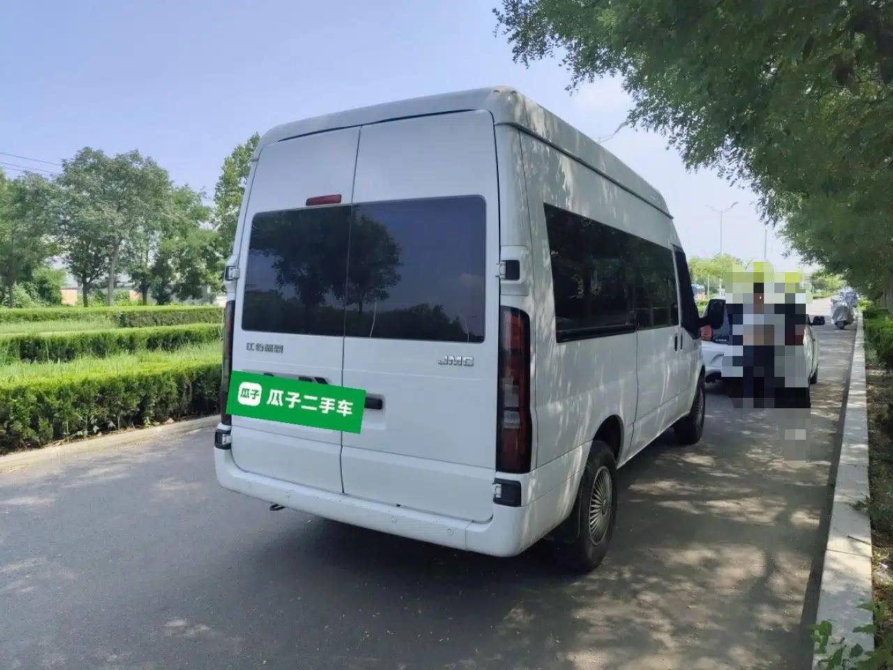 JMC Fushun 2023 2.0T Automatic Mid-Range High-Roof Commercial Multi-Purpose 7-Seater Passenger Vehicle — миниатюра 6