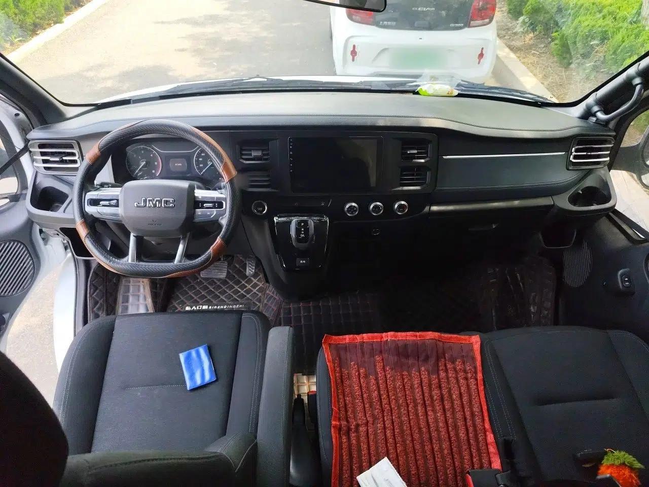JMC Fushun 2023 2.0T Automatic Mid-Range High-Roof Commercial Multi-Purpose 7-Seater Passenger Vehicle — миниатюра 9
