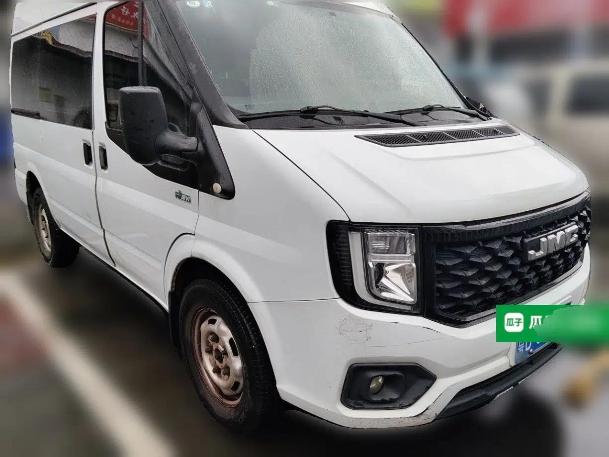 JMC Fushun 2022 2.0T Manual Multi-Function Passenger Vehicle Short Wheelbase Mid-Height Roof 6-Seater — миниатюра 3
