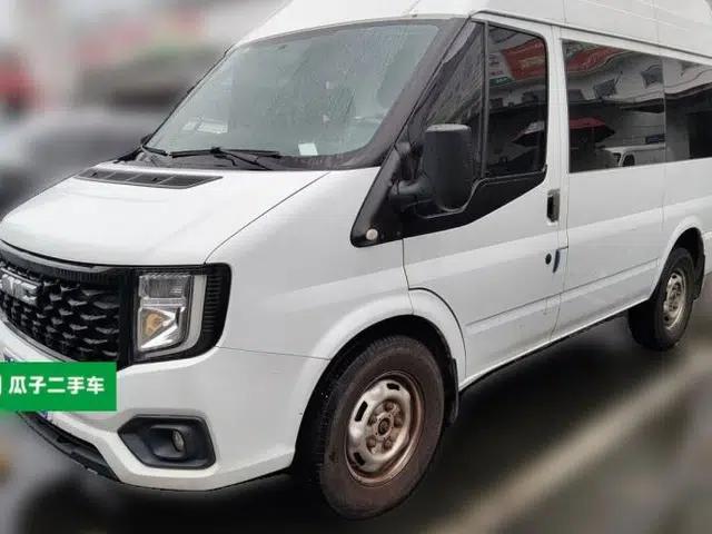 JMC Fushun 2022 2.0T Manual Multi-Function Passenger Vehicle Short Wheelbase Mid-Height Roof 6-Seater
