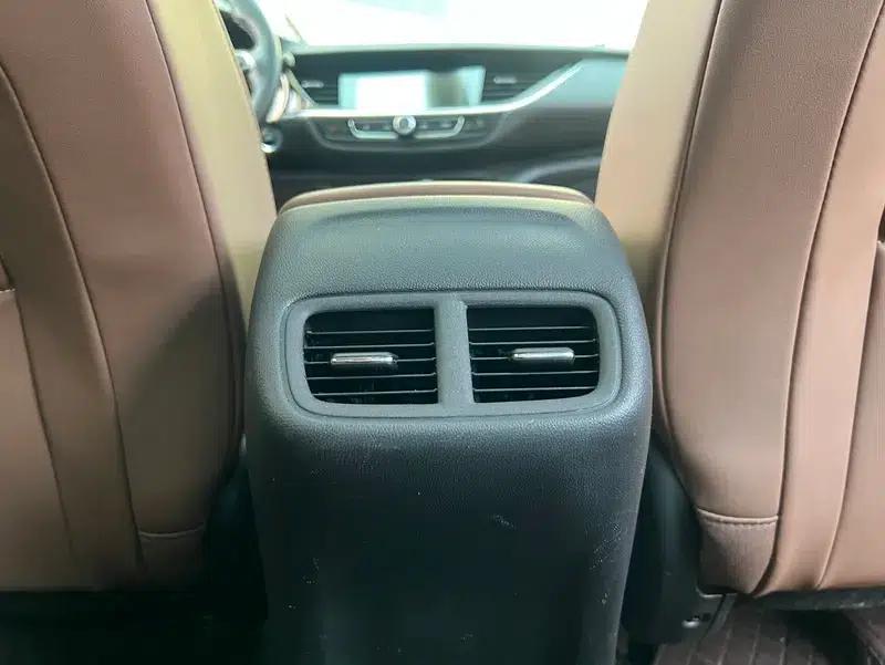 Buick Regal 2019 20T Luxury Edition (China VI Emission Standard) — миниатюра 19