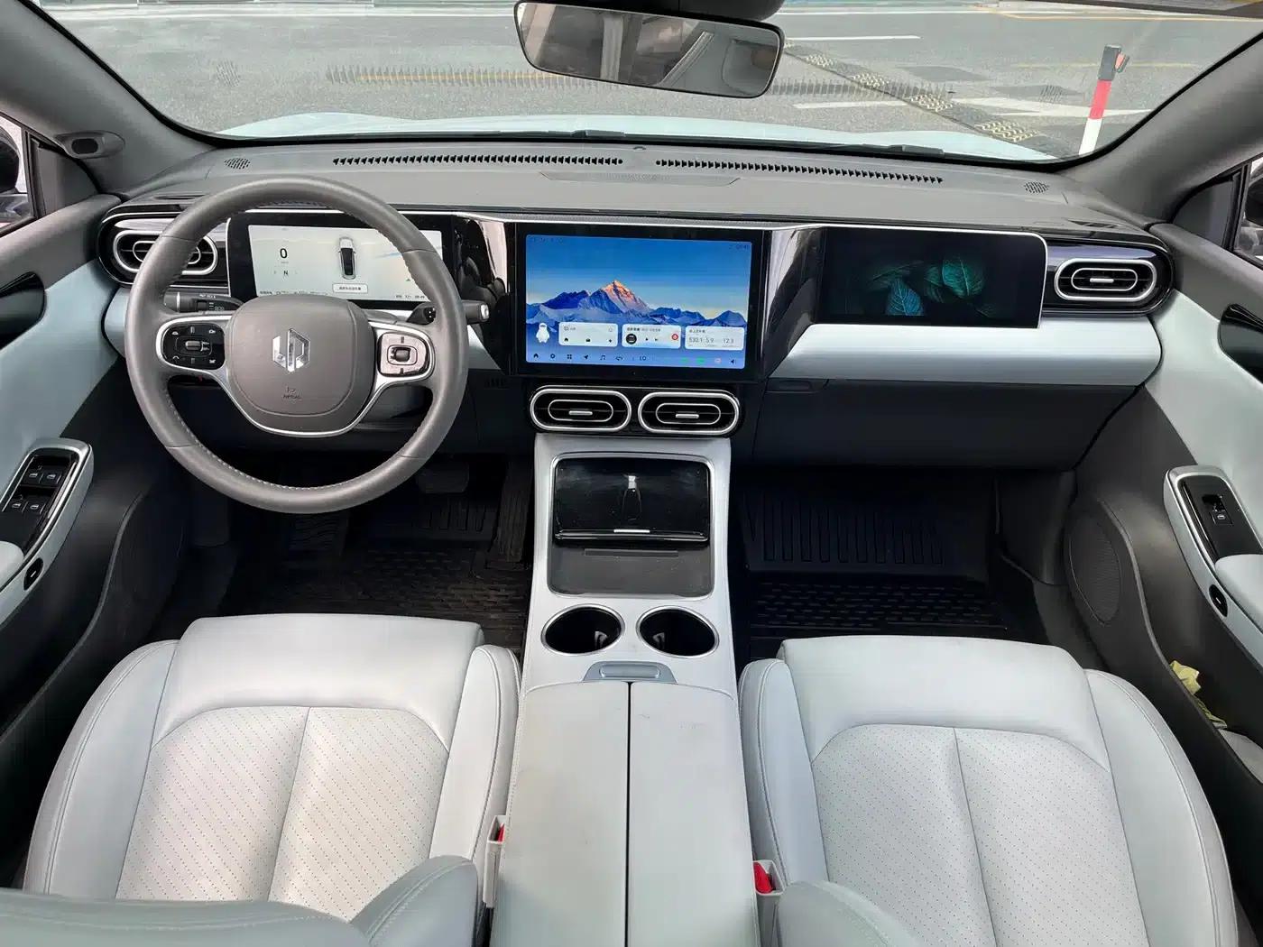 Leapmotor C01 2023 Range Extender 216 Comfort Edition — миниатюра 11