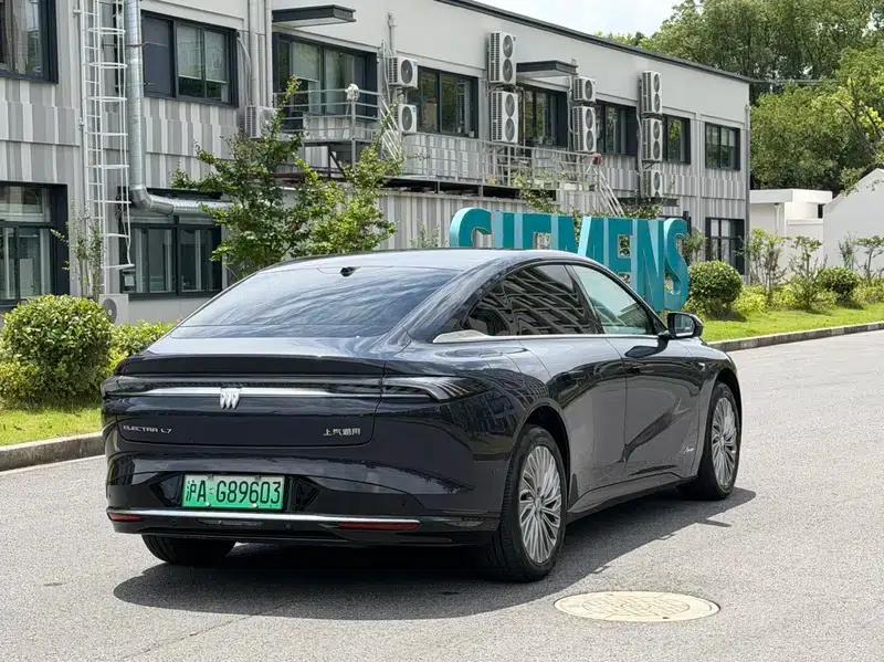 Buick Avenir 2025 — миниатюра 6