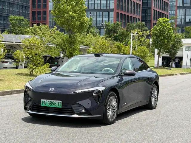 Buick Avenir 2025