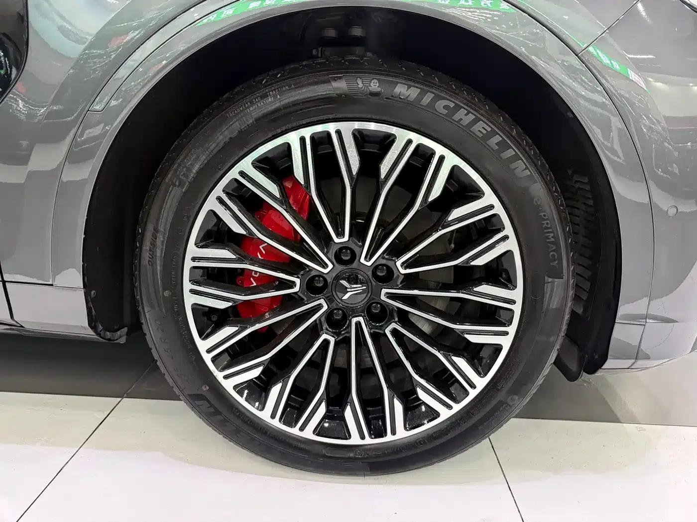 Voyah Free 2025 Free+ 4WD Qiankun Edition — миниатюра 19