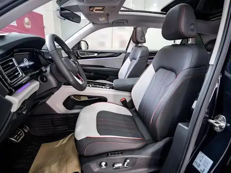 2024 Teramont X Outstanding Edition 380TSI 4WD Dragon Edition — миниатюра 14