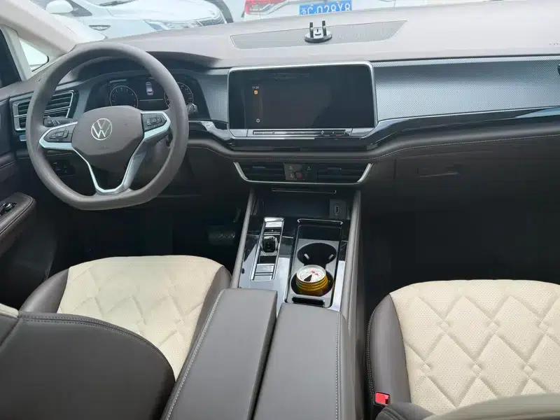 Viloran 2024 330TSI Business Edition — миниатюра 8