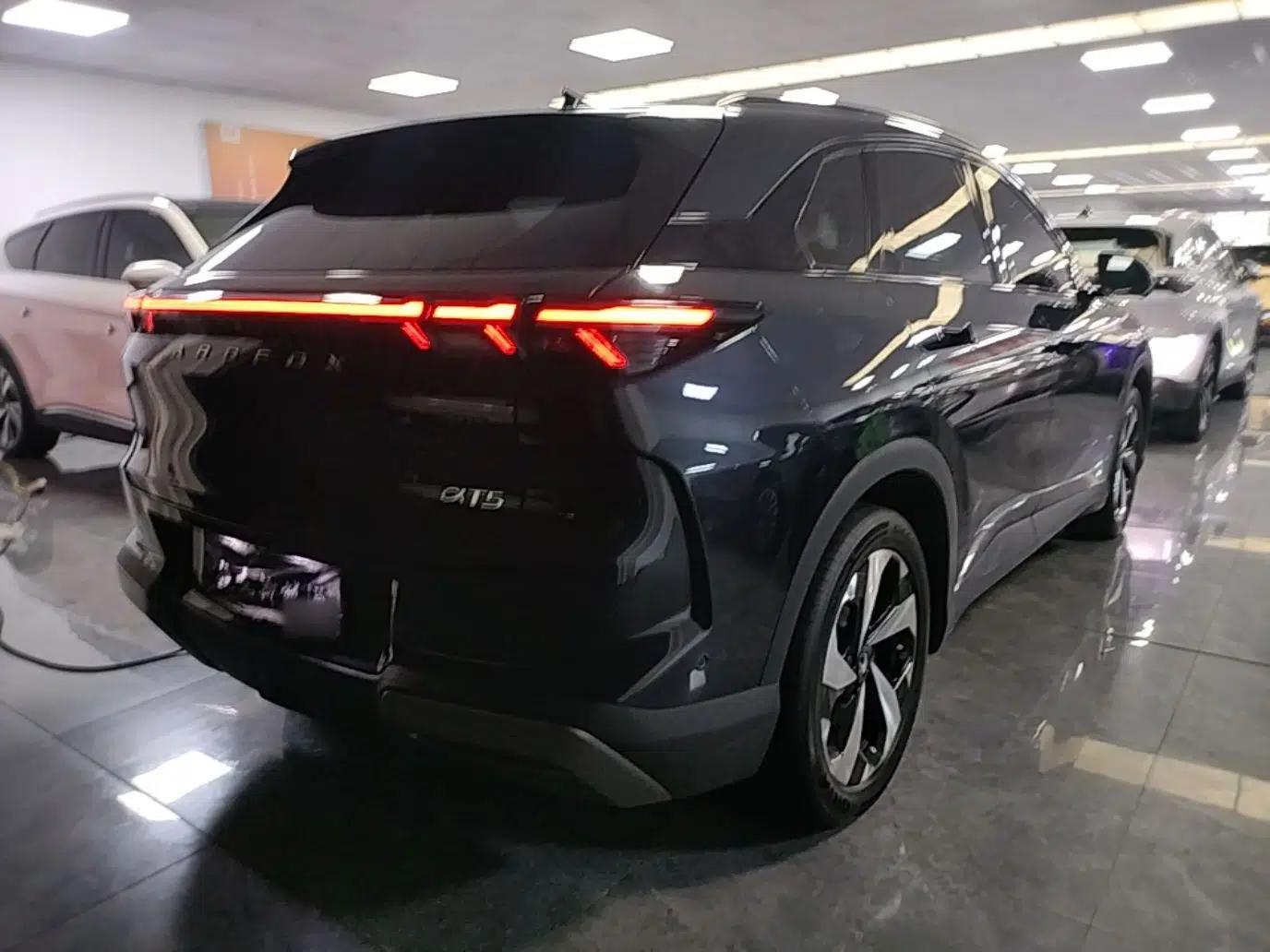 ARCFOX Alpha T5 2026 Model Pure Electric 660 Yuanjing Divine Driving Version — миниатюра 6