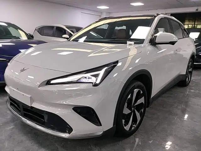 ARCFOX Alpha T5 2026 Model Range-Extended 1215 Yuanjing Smart Driving Version