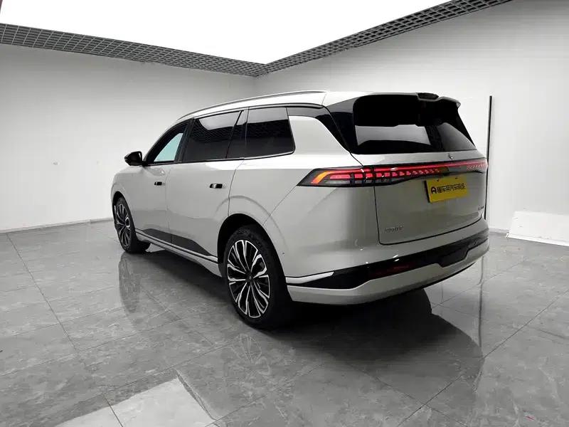 Yipai 008 2026 Pure Electric Extra-Spacious 5-Seater — миниатюра 5