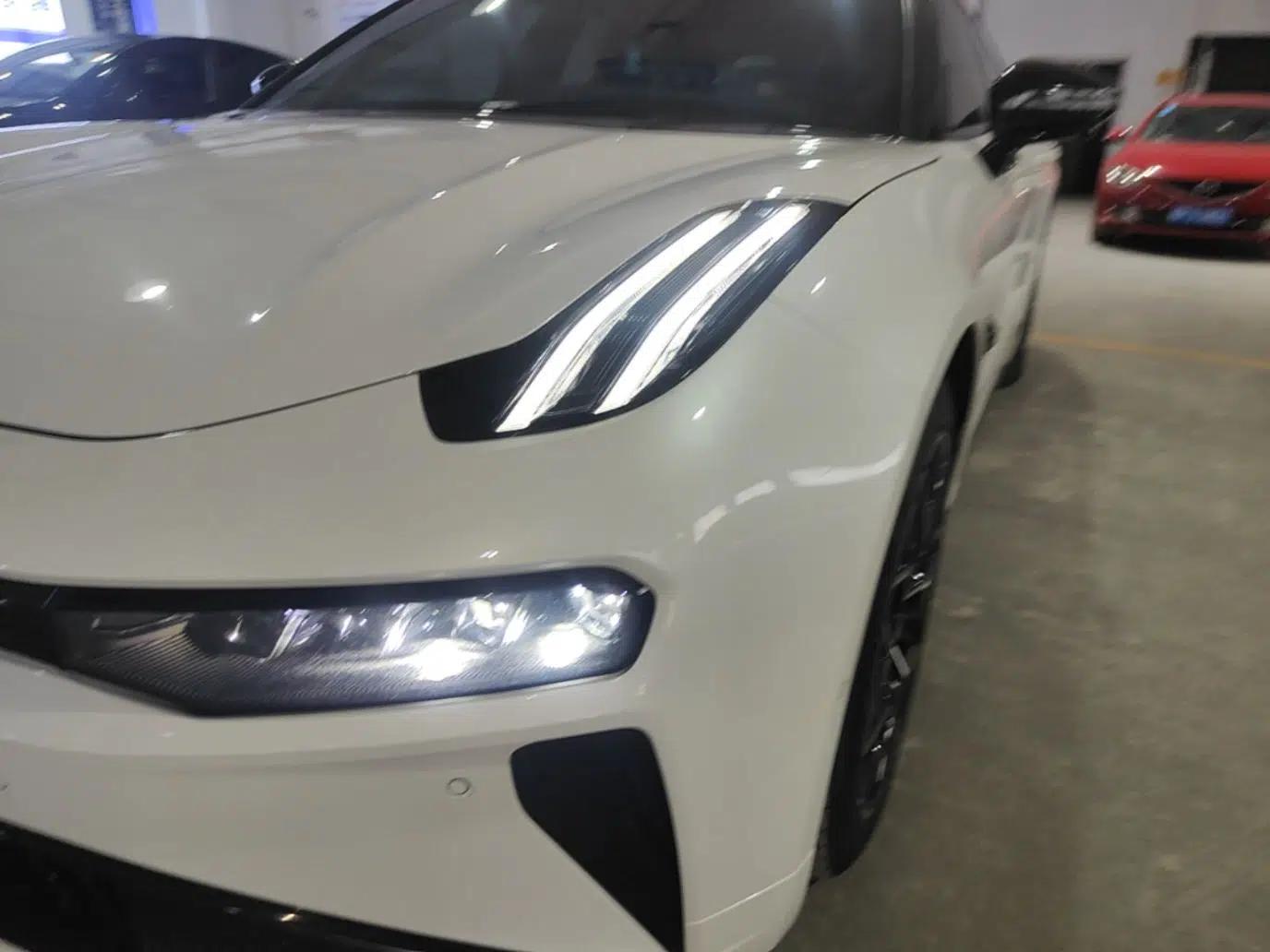Zeekr 001 2025 WE Edition 100 kWh Rear-Wheel Drive — миниатюра 8