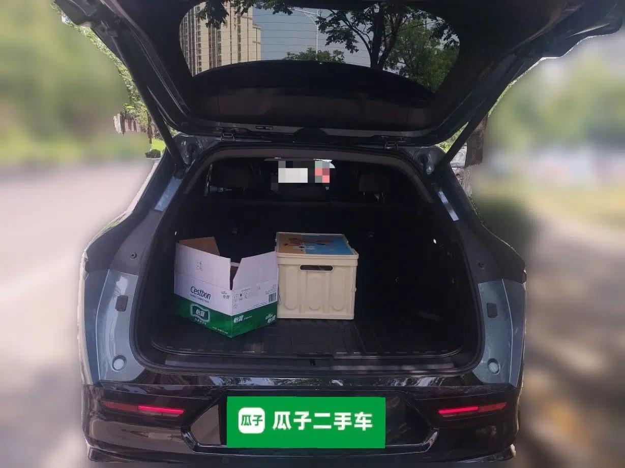 Zeekr 7X 2025 100kWh Long-Range All-Wheel Drive Intelligent Driving Version — миниатюра 19