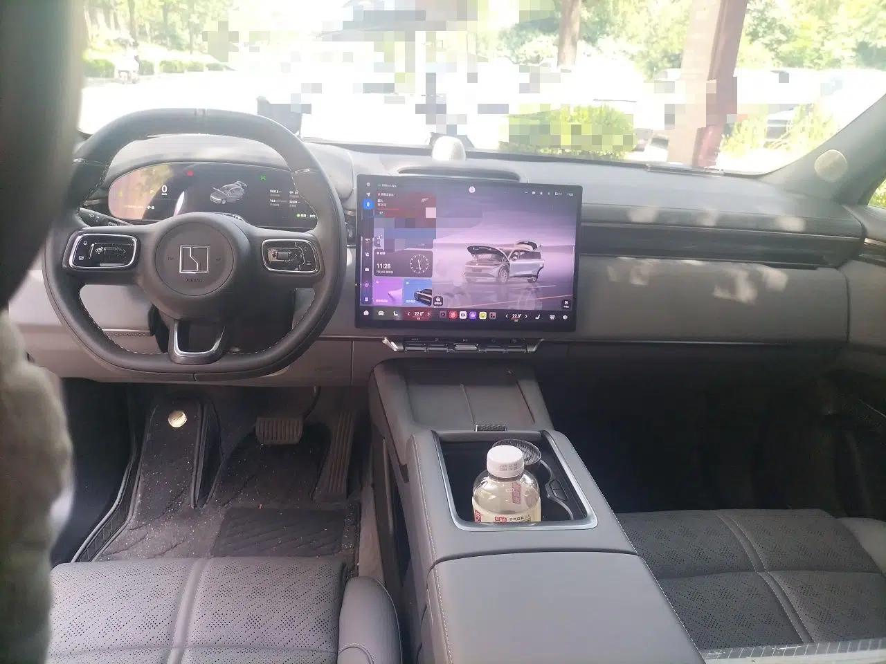Zeekr 7X 2025 100kWh Long-Range All-Wheel Drive Intelligent Driving Version — миниатюра 9