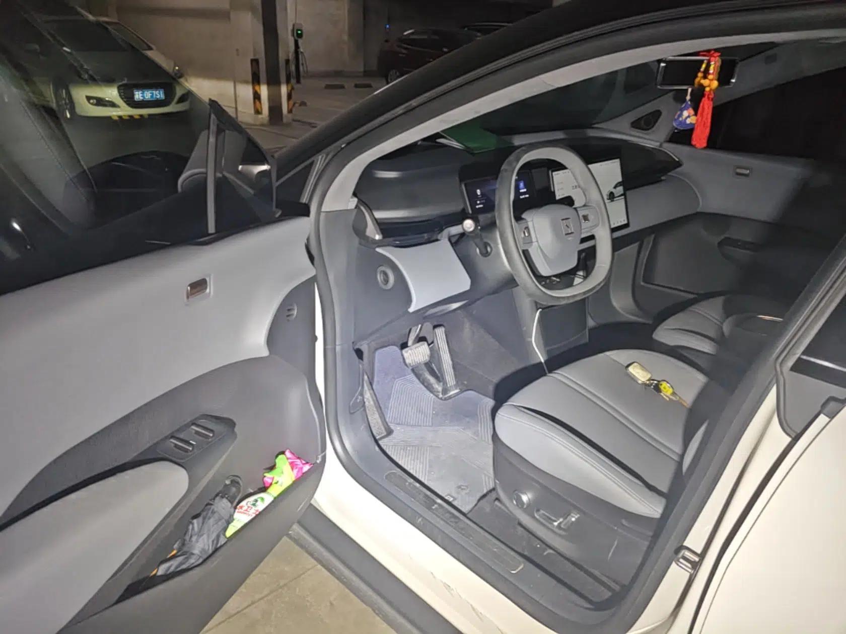 Zeekr X 2023 Four-Wheel-Drive YOU Edition 5 Seats — миниатюра 16