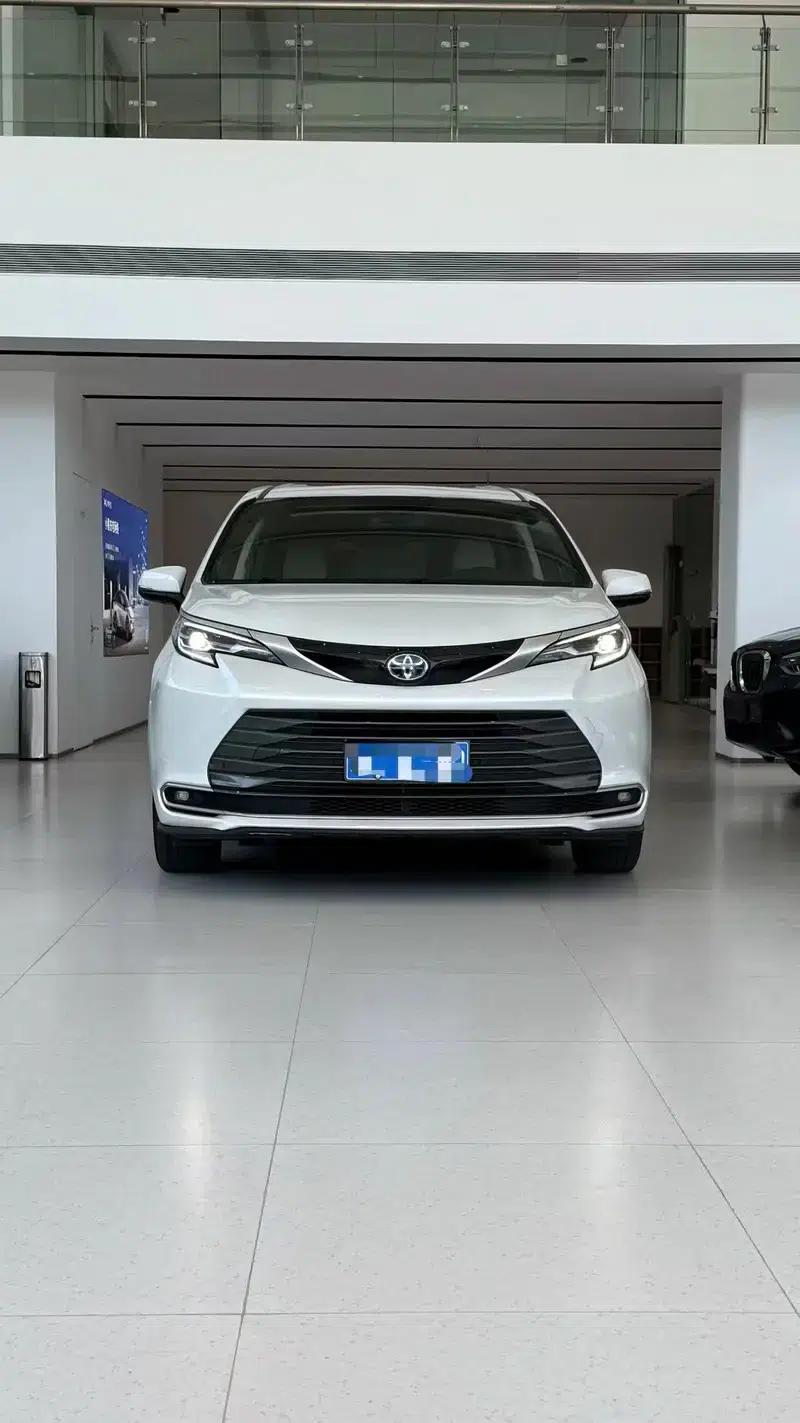 Sena 2021 2.5L Hybrid Premium Edition — миниатюра 2