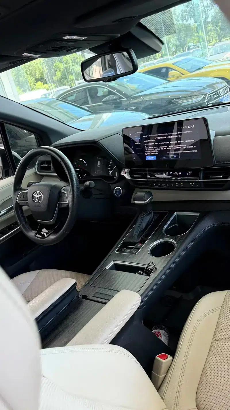Sena 2021 2.5L Hybrid Premium Edition — миниатюра 4