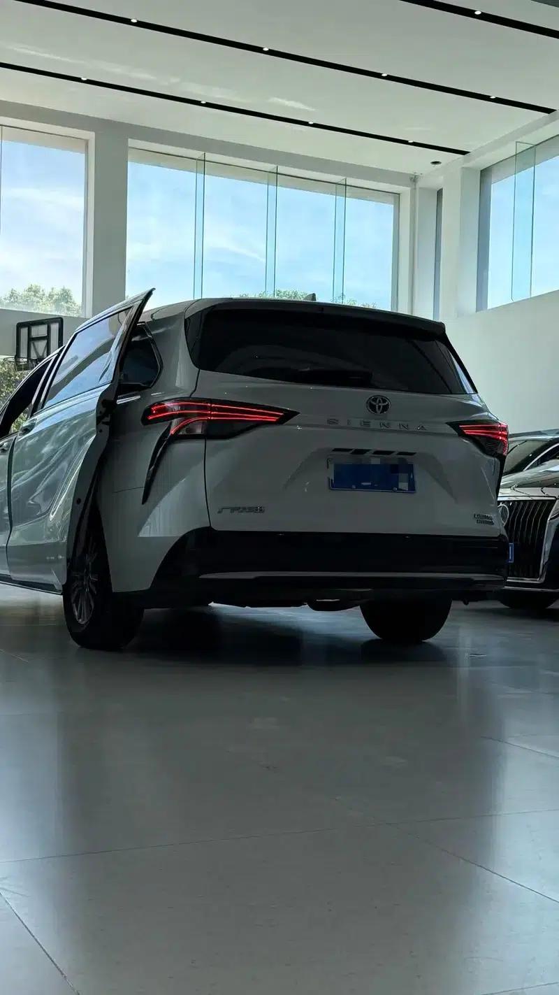 Sena 2021 2.5L Hybrid Premium Edition — миниатюра 6